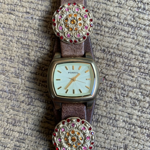 Ladies Fossil Watch - Picture 1 of 3